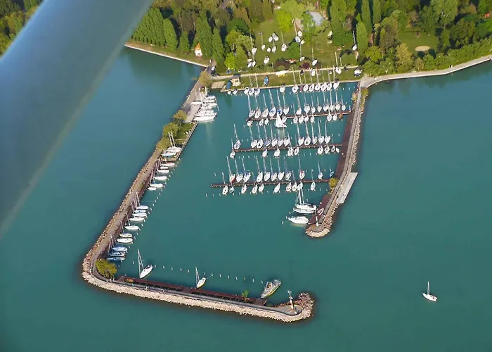 - Balaton 30360 Apartamento